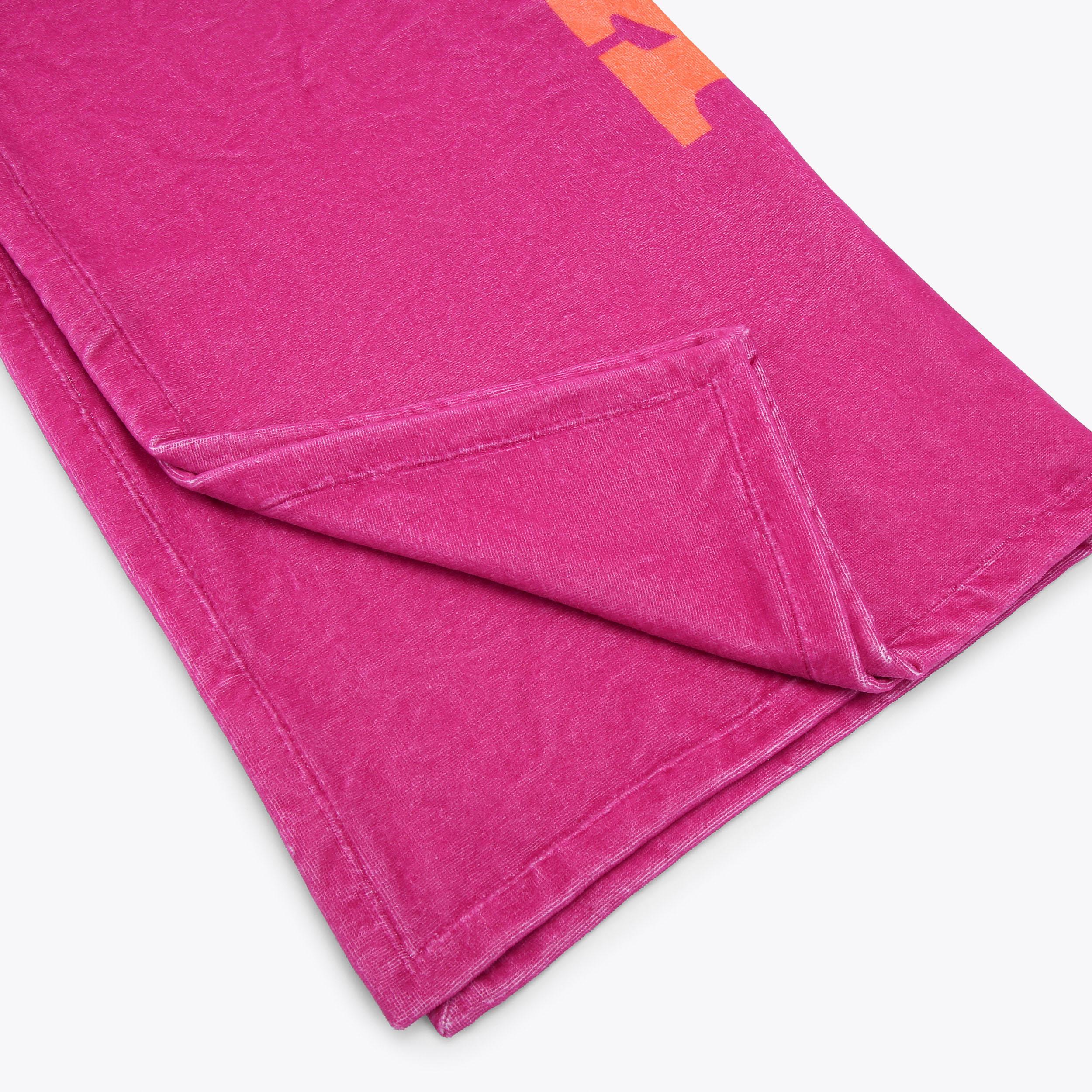 kurts-motel-towel-fushia-