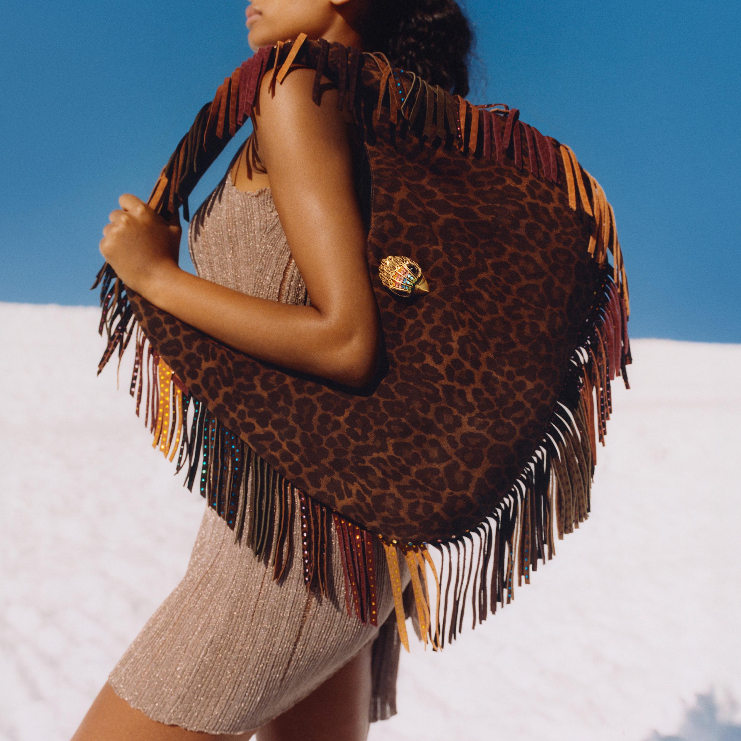 アパルトモン★RUST MOOD Fringe Suede Bag Suede Fringe Shoulder Bag – Charming Charlie