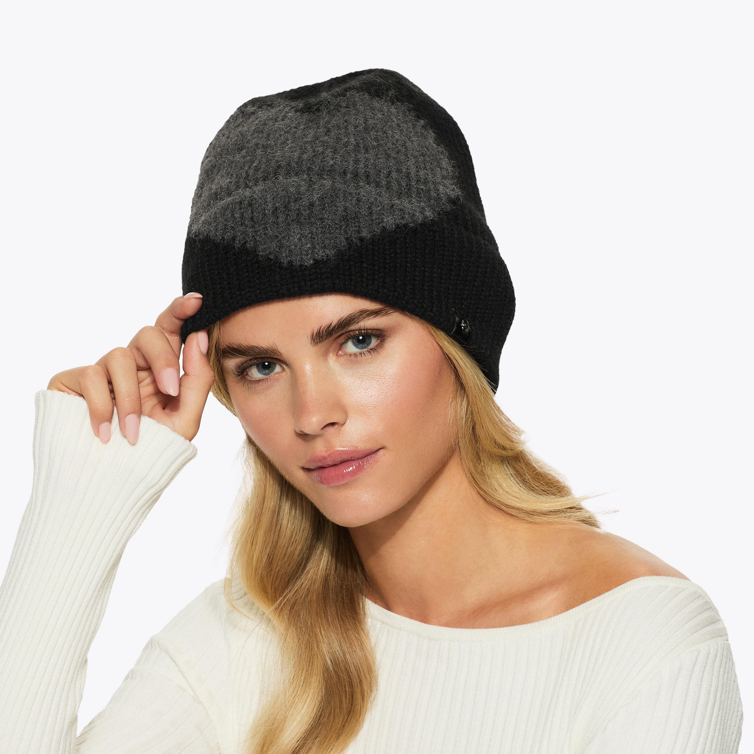 INTASIA HEART BEANIE Black Knitted Beanie by KURT GEIGER LONDON