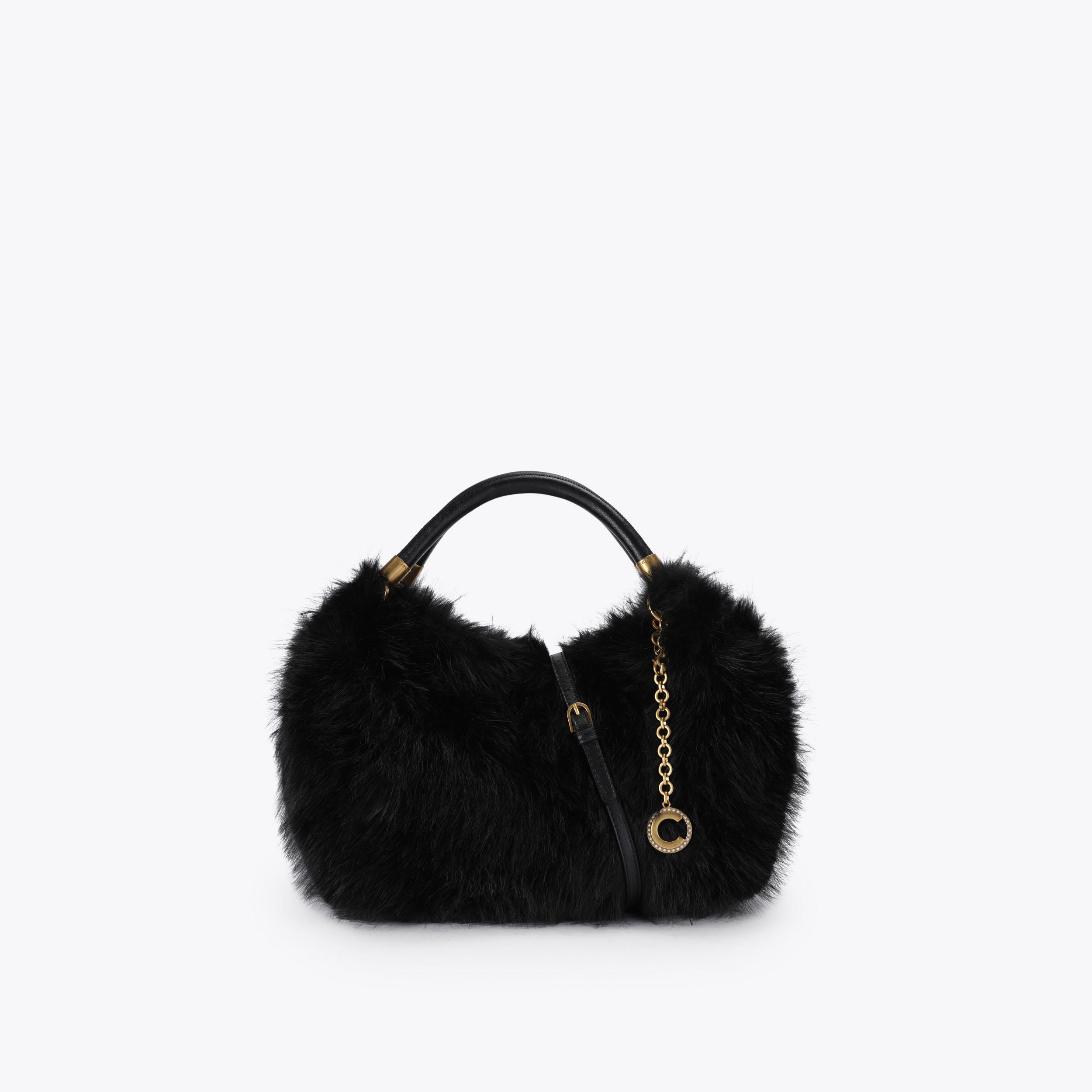 u86【極美品】Gカード付　プラダ　ウール　ファー　ブラック　ショルダーバッグ. PAVILION MINI FUR BAG Black Faux Fur Bag by Carvela